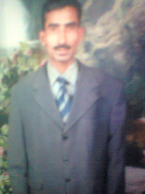 I am very very nice smart young man i like best friend long term i wait you kya ap meri best friend 